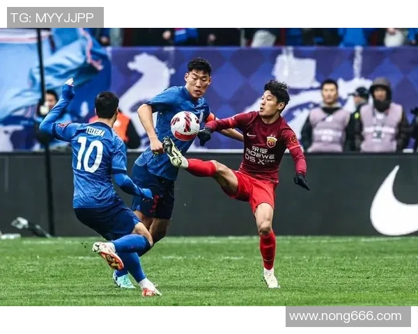 南京篮球队节奏表现分析:数据揭示球队攻防转换与比赛节奏的关系 南京篮球队节奏表现分析:数据揭示球队攻防转换与比赛节奏的关系