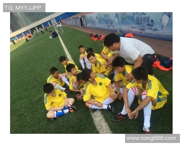 重庆足球队防守反击策略分析及其成败得失探讨 重庆足球队防守反击策略分析及其成败得失探讨